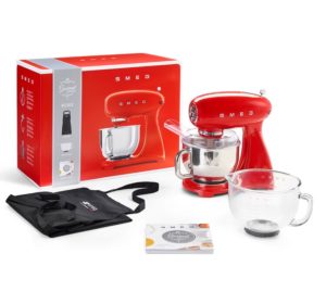 Smeg Robot Rouge SMF43RDEU + Bol en verre + Tablier + Livre de recettes