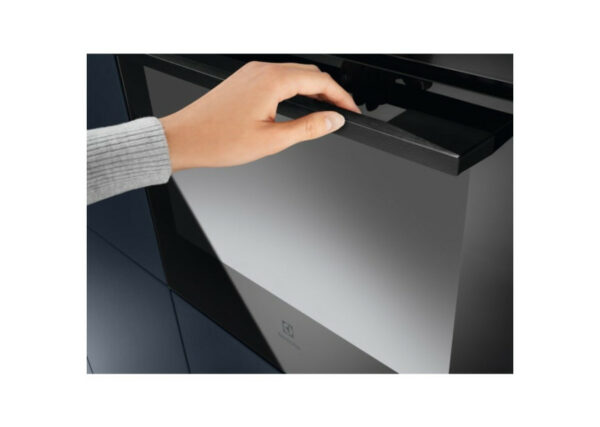 Four encastrable pyrolyse Electrolux KOFFP46BK - Image 6